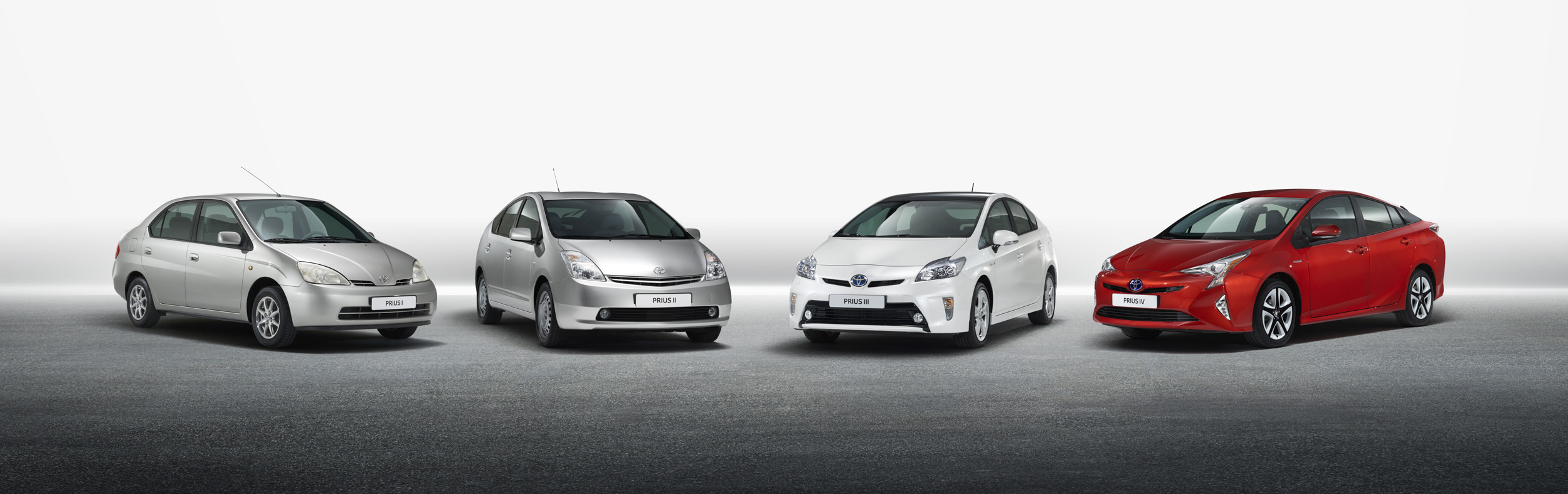 Toyota Prius honoured with lifetime achievement award